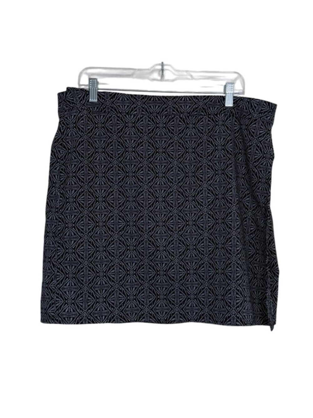 Rip Skirt Womens Size XL Wrap Skirt Hawaiian Black Pearl Batik Adjustable-Waist